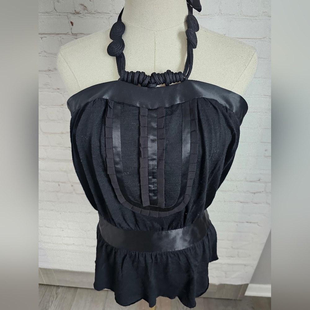 Development by Erica Davies Wool & Silk Embellished Top | Black | Size 2